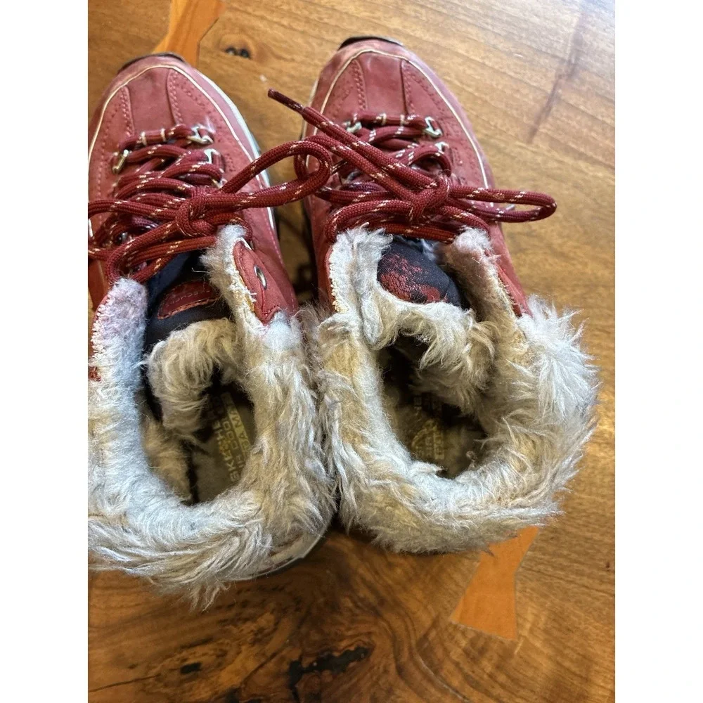 Skechers D'Lites Red Fur Lined Chunky Y2K Style Sneakers Womens 7